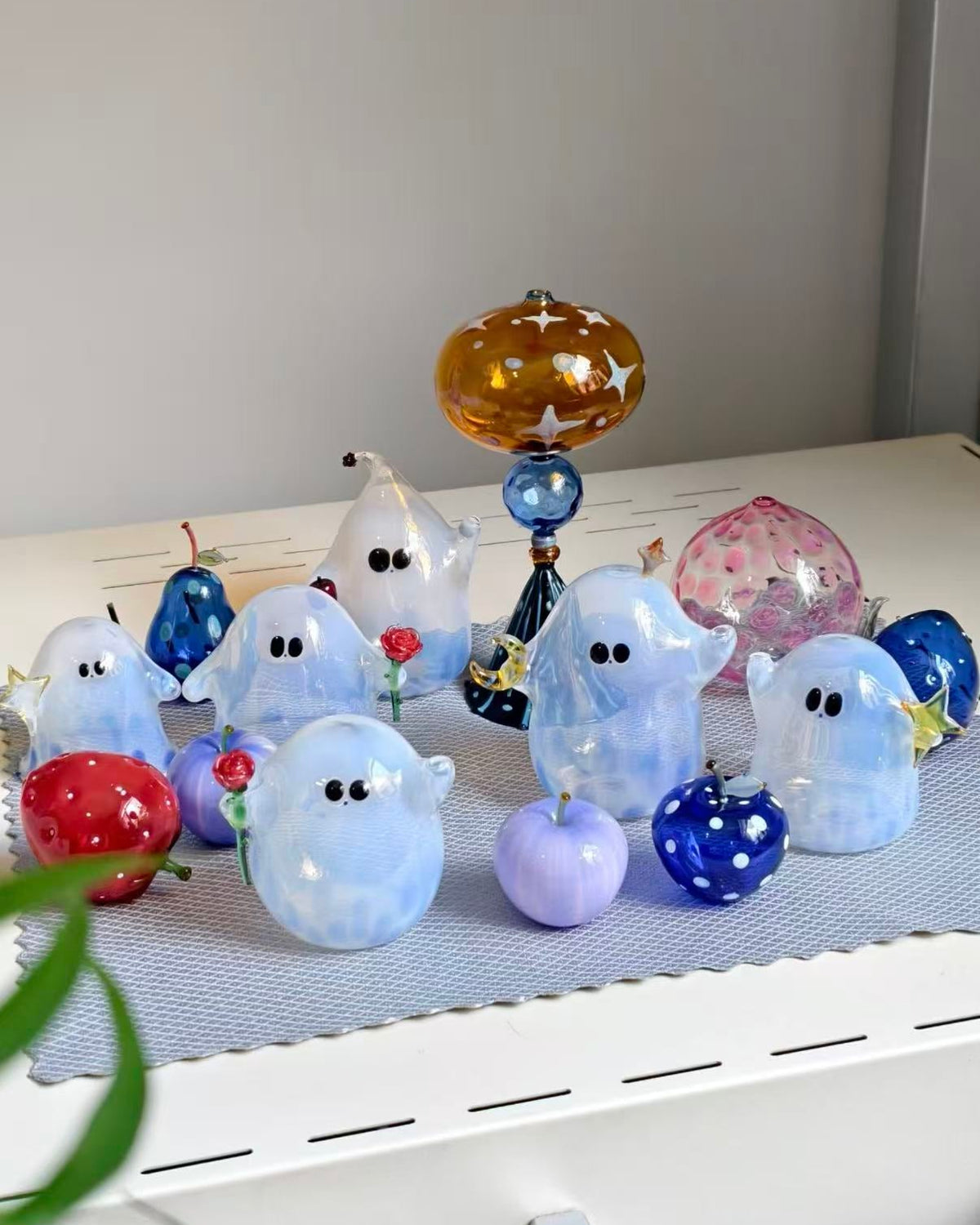 Halloween ghost butter lamp – handmade glass cute ghost decor with rose